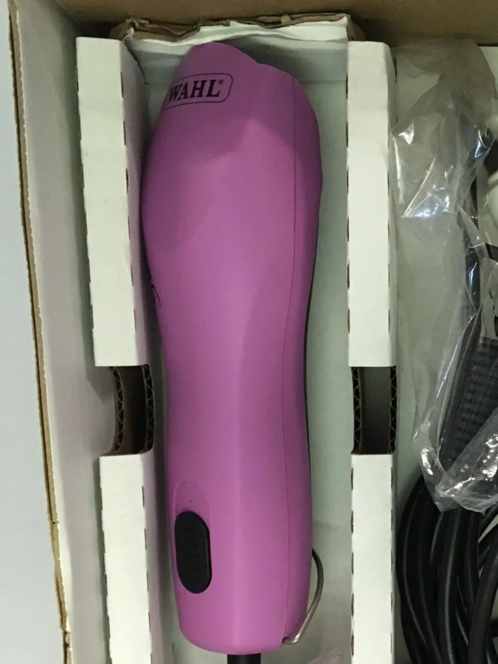 Wahl KM5 2 Speed Brushless Motor Dog Clipper Pink w/ 7F blade